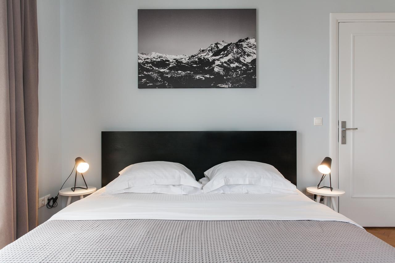 Syntagma Square Apartments By Livin Urbban เอเธนส์ ภายนอก รูปภาพ